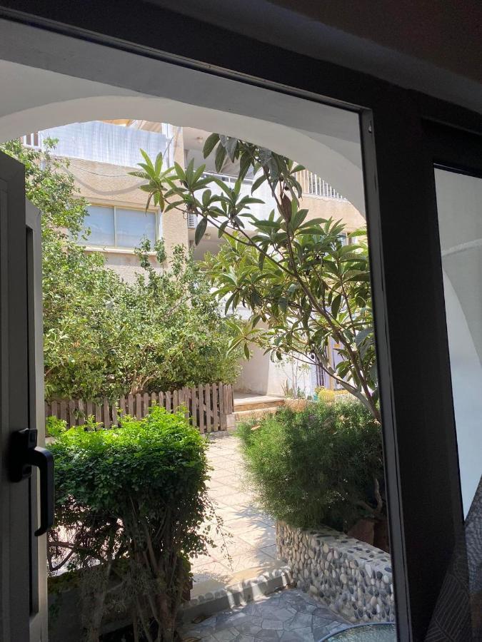 Stay With Oleg C17 Paralimni Exteriör bild