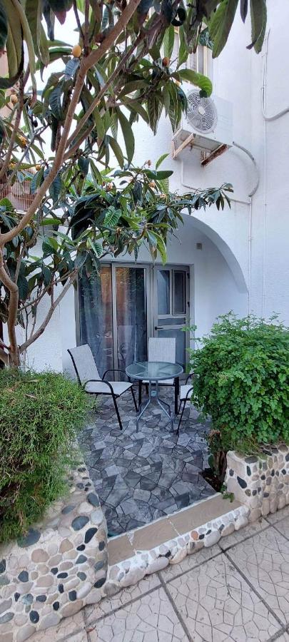 Stay With Oleg C17 Paralimni Exteriör bild